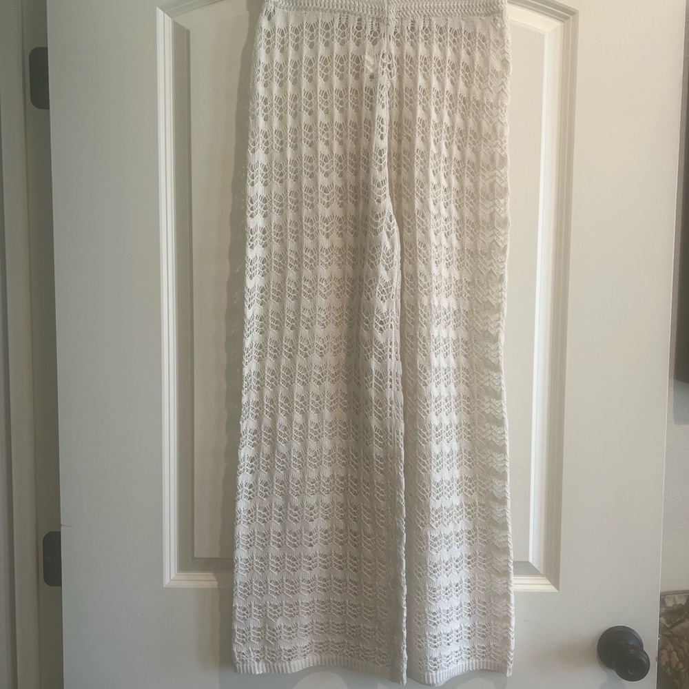 Elegant Cream Knit Skirt